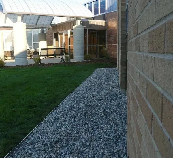 3500 Series Aluminum Maintenance Strip